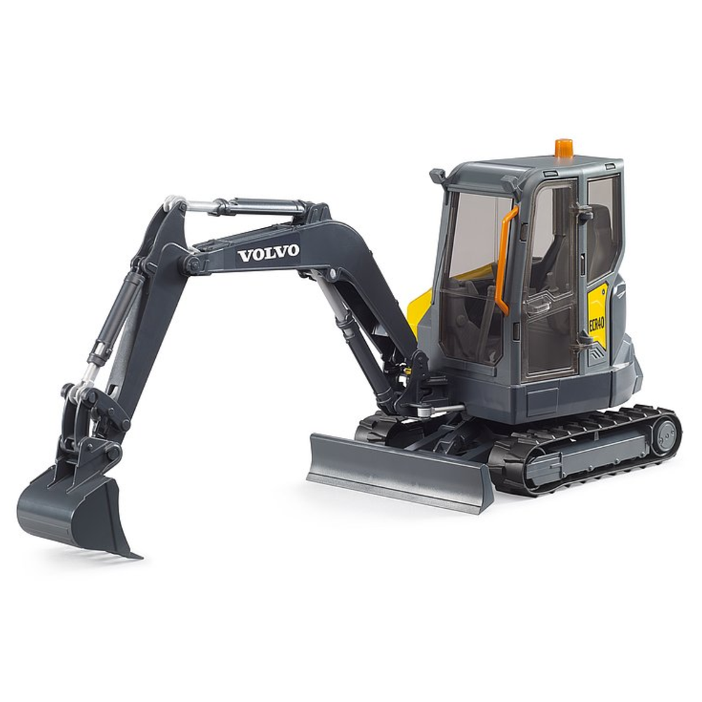 Bruder 02465 - Escavatore compatto Volvo ECR40