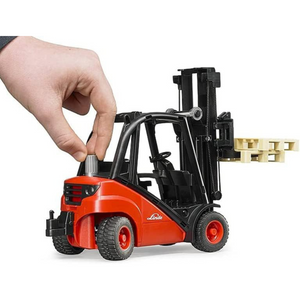 Bruder 02511 - Muletto Linde